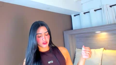 gigi wilden online show from February 2, 11:20 am