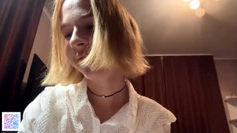 Snapshot of gigikray chatting on October 6, 7:29 pm Molly online show from October 6, 7:29 pm