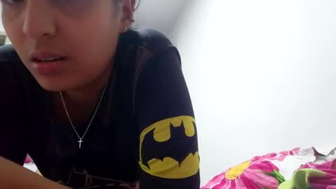 gigixox3 online show from June 25, 5:12 am