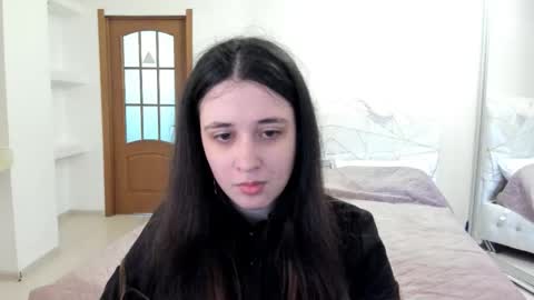 Kate online show from April 26, 8:34 am