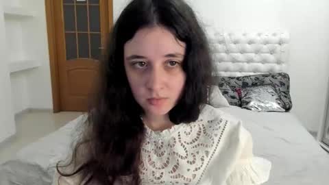 Kate online show from November 12, 9:29 am