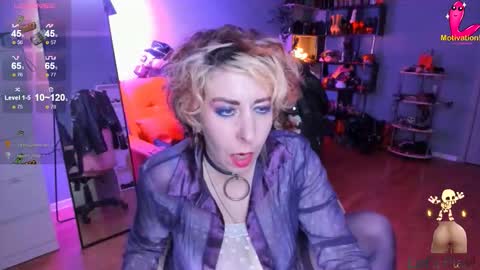 Gina Moor online show from January 17, 6:32 am