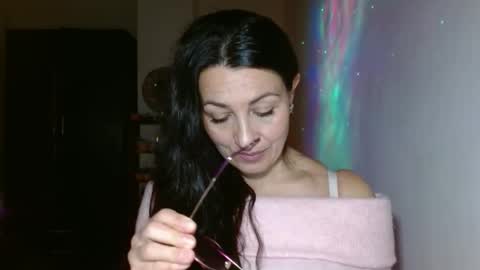 GinaONeon online show from February 10, 7:28 pm