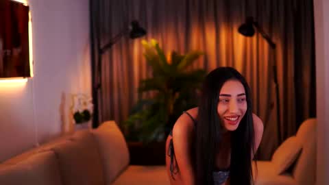 Snapshot of ginavalentinna chatting on February 19, 8:10 pm Gina online show from February 19, 8:10 pm