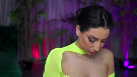 Snapshot of ginavalentinna chatting on October 19, 7:05 pm Gina online show from October 19, 7:05 pm