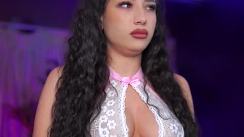 Snapshot of ginavalentinna chatting on September 27, 7:43 pm Gina online show from September 27, 7:43 pm