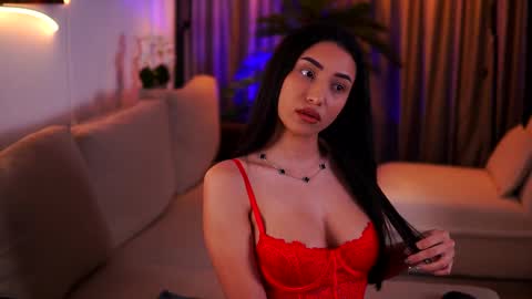 Snapshot of ginavalentinna chatting on February 28, 7:25 pm Gina online show from February 28, 7:25 pm
