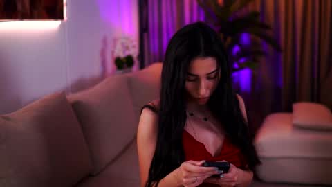 Snapshot of ginavalentinna chatting on March 7, 7:49 pm Gina online show from March 7, 7:49 pm