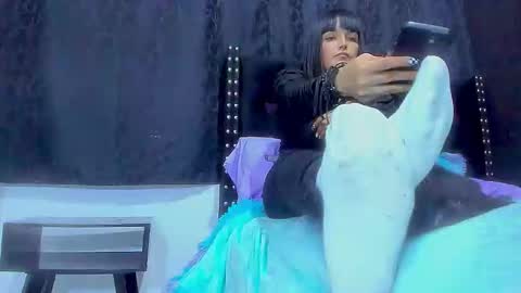 Miss online show from October 28, 10:58 pm