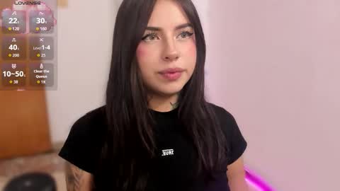 Julie online show from March 13, 4:14 am