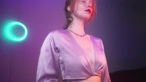        im expecting 350 thumbs up on my altar   online show from September 13, 10:18 pm