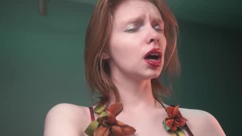        im expecting 350 thumbs up on my altar   online show from December 18, 10:14 pm