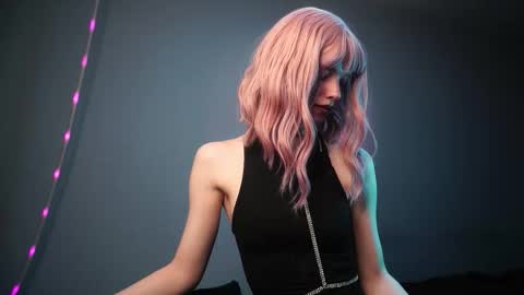        im expecting 350 thumbs up on my altar   online show from February 25, 10:30 pm