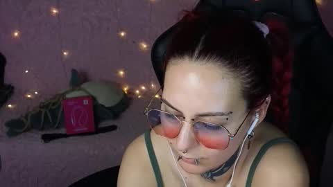 Snapshot of ginger_stay chatting on September 12, 11:23 pm Ginger online show from September 12, 11:23 pm