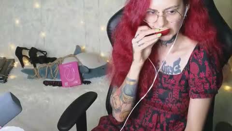 Snapshot of ginger_stay chatting on October 5, 12:59 am Ginger online show from October 5, 12:59 am