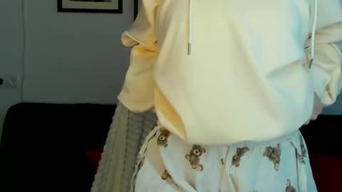 Snapshot of ginnycherry chatting on February 8, 6:01 pm Ginny online show from February 8, 6:01 pm