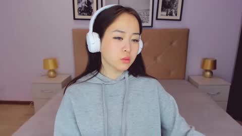 Snapshot of ginnycherry chatting on January 28, 10:34 am Ginny online show from January 28, 10:34 am