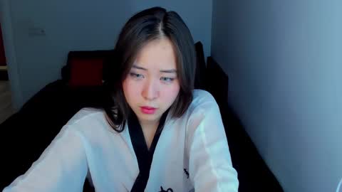 Snapshot of ginnycherry chatting on March 2, 8:35 pm Ginny online show from March 2, 8:35 pm