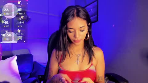 Snapshot of giovanna_oliveira chatting on January 18, 5:20 am Giovanna online show from January 18, 5:20 am