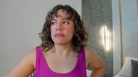 G I S E P L A online show from January 16, 7:54 pm