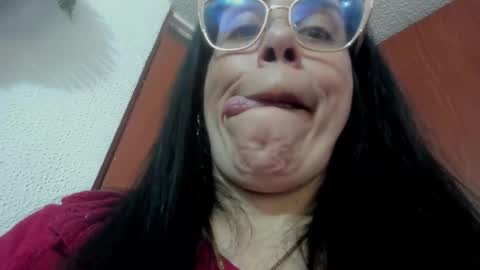 Snapshot of girasol_walton chatting on September 25, 5:11 pm Girasol Walton online show from September 25, 5:11 pm