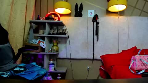 Snapshot of girl_amada chatting on February 28, 11:45 pm Girl Amada online show from February 28, 11:45 pm