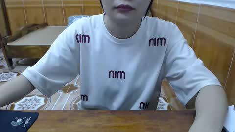 Snapshot of girlbaee chatting on September 17, 1:58 am Babe online show from September 17, 1:58 am