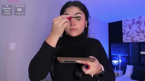     online show from November 8, 11:04 am