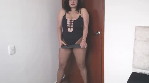 Snapshot of gisellecarter_ chatting on December 2, 2:07 pm Giselle online show from December 2, 2:07 pm