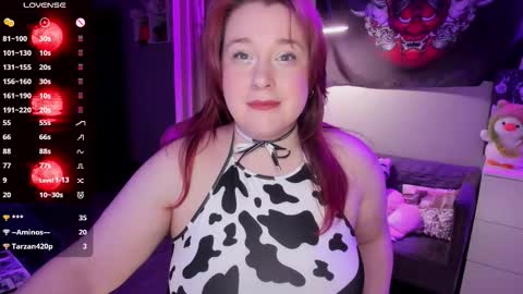 Snapshot of gitera_ chatting on October 5, 12:15 am AlexaMillis online show from October 5, 12:15 am
