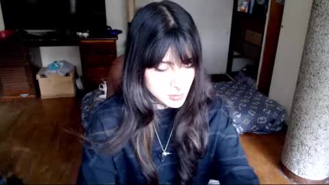 Snapshot of givenom chatting on October 23, 9:10 pm dirtyvenom online show from October 23, 9:10 pm