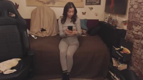 Glamourhottie online show from February 12, 8:49 am