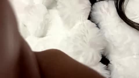 Snapshot of glazehoney chatting on February 21, 3:21 pm glazehoney online show from February 21, 3:21 pm