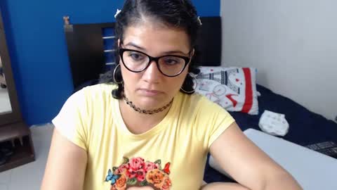 GlennddaStar online show from April 29, 8:25 pm