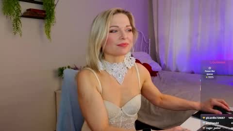 Gloria online show from April 28, 11:25 am