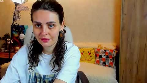 Snapshot of gloria_wood chatting on October 5, 8:14 pm Gloria Wood online show from October 5, 8:14 pm
