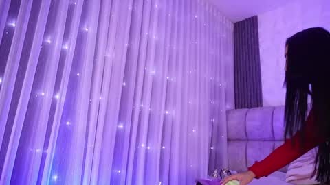 goddess_eli77 online show from April 22, 3:03 am