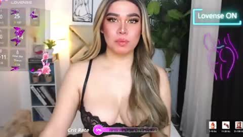 Lyka Fox online show from July 26, 11:45 pm