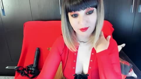 goddessemily_ online show from April 21, 4:19 am