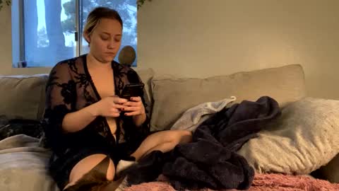 GoddessMayvn online show from February 8, 2:27 pm