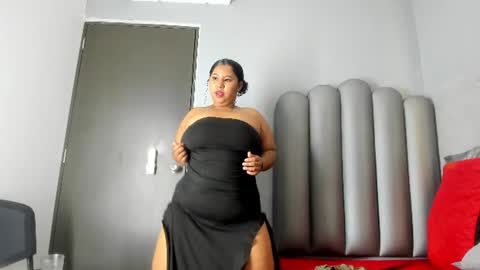 GoldenKiss  online show from June 11, 12:32 am