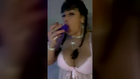 goldielockz1110 online show from July 24, 6:55 am