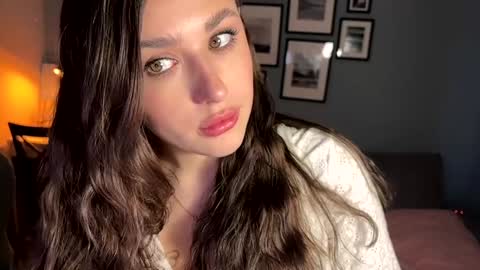 goo_lagoona online show from January 11, 2:15 pm