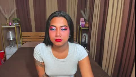 HEYY  UR LOVELY RIANA online show from April 26, 6:22 am