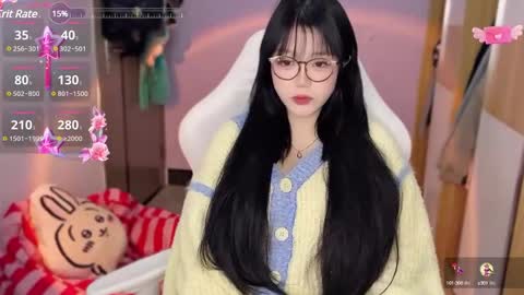 gorgeous girl33 online show from December 12, 8:21 pm