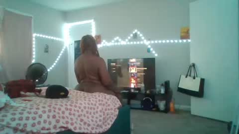 Sue Goddess online show from October 1, 8:14 pm