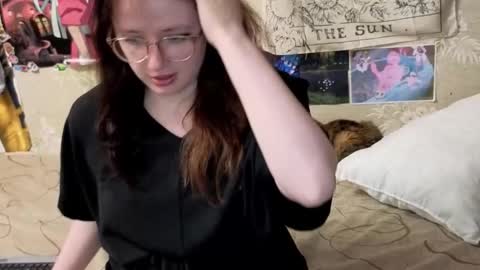 Snapshot of goth_pumpkin chatting on September 15, 9:11 pm Amy online show from September 15, 9:11 pm