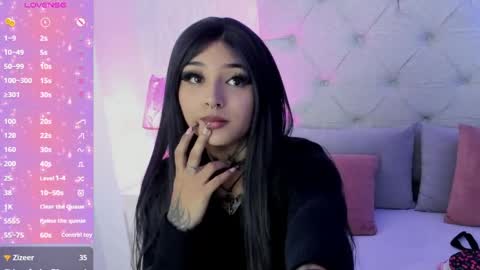 goth_tasha online show from April 27, 8:39 pm