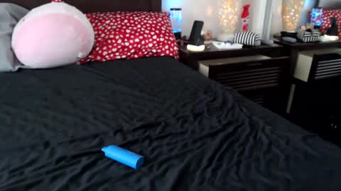 Snapshot of gothbaby305 chatting on March 5, 4:57 pm gothbaby305 online show from March 5, 4:57 pm