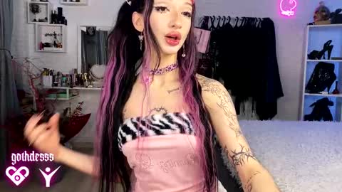    online show from March 7, 1:45 am